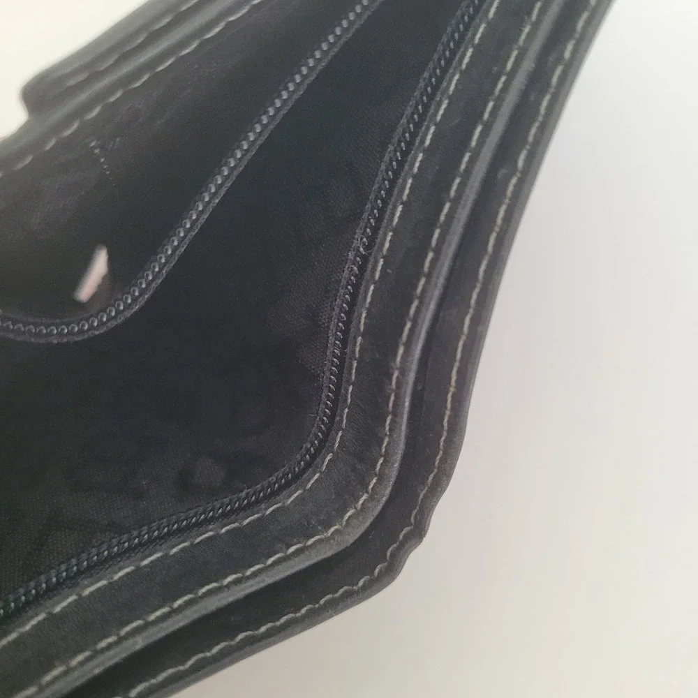 Bally Mens Black Leather Bifold Wallet Zippered Bill Pocket Contrast Stitching